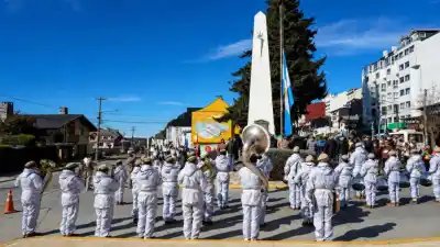 El emotivo homenaje a San Martín en Bariloche que reunió a todas las autoridades