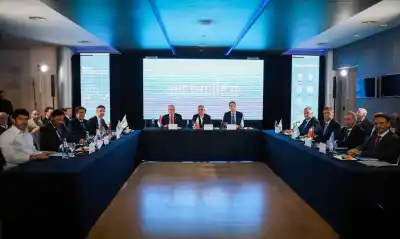 Zonas cálidas: Nación y el Norte Grande se reúnen para buscar una solución energética