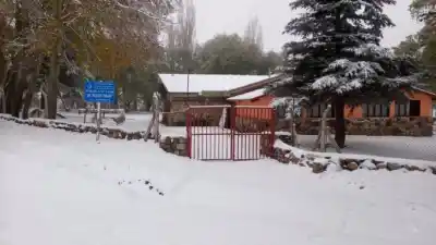 Intensas nevadas obligan a suspender clases en Malargüe y El Sosneado: la medida que tomó la DGE