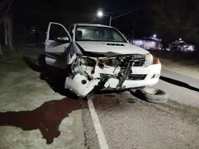 Impactante choque frontal en Angaco: una camioneta terminó en una zanja