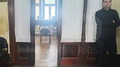 Tenía arresto domiciliario por cuidar a su padre y lo atraparon vendiendo cocaína