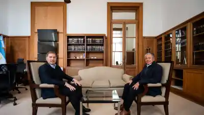 Figueroa y Santilli: un encuentro que puede cambiar el calendario electoral
