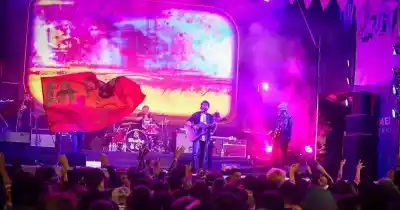Caballeros de la Quema desató una fiesta inolvidable en el 360° aniversario de Quilmes