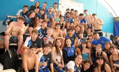 La pileta de Madryn vibró con 320 nadadores en el Campeonato Provincial