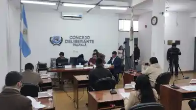 El docente que desafió los descuentos y llevó su reclamo al Concejo: ¿qué dijo?