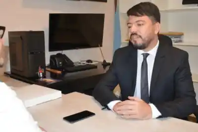 Salud mental juvenil: el llamado de un experto que incomoda a muchos