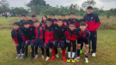 El elogio que emocionó a Lolo Martínez tras el podio de San Lorenzo Filial Jujuy en Tucumán