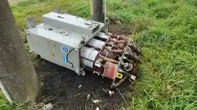 Cañuelas: la tercera vez que roban el mismo transformador en Ruta 205 y los vecinos estallan
