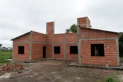 Gobernador Mansilla: el plan provincial que sumará 10 hogares y transformará el barrio