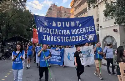 “Estamos hartos de que Milei no cumpla la ley”: el reclamo de Adiunt en el paro universitario en la UNT
