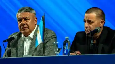 El chat que la Justicia analiza: la conversación que revelaría el envío de dólares en efectivo a la AFA