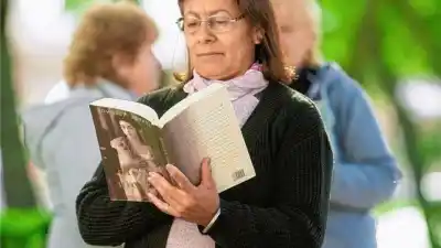 Un curso para adultos mayores que convierte historias en encuentros mágicos