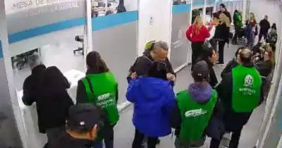 Denuncian que el 56% de los empleados municipales no trabajaba: la protesta de ATE que sacudió la Torre 1