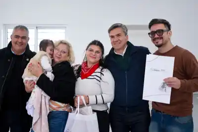 Entregaron nuevas viviendas en la Chacra 214: el detalle que marcó la diferencia