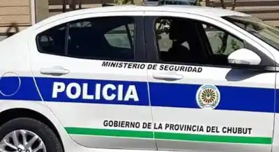 Le robaron el chaleco antibalas en su casa y ahora la oficial de Comodoro debe pagar más de $1 millón