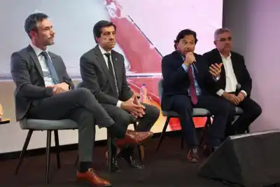 Gobernadores del NOA se unen en la Mesa del Litio: ¿Qué definieron para el futuro minero?