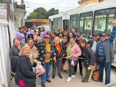 El City Tour que emocionó a más de 200 abuelos de Orán: ¿qué descubrieron?