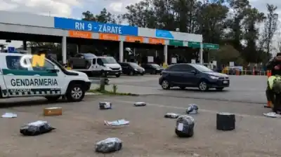 Un control de rutina destapó una red de encomiendas con droga que salía de Tucumán