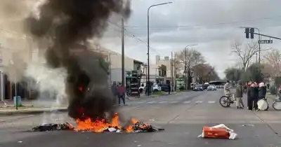 Nuevo foco de protesta en La Plata: La Loma se suma al reclamo por el apagón