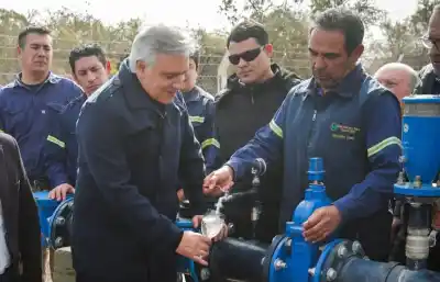 El gobernador Llaryora inauguró en Villa de Soto una obra clave que duplicará el suministro de agua