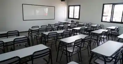 Bajas temperaturas y nieve: la DGE anunció la suspensión de clases en estas localidades