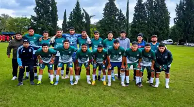 La fiesta del fútbol barrial salteño se define en el Martearena: horarios y cruces de las finales