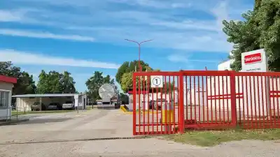 Crisis en Lácteos Verónica: 320 empleados sin cobrar y una respuesta oficial que no llega