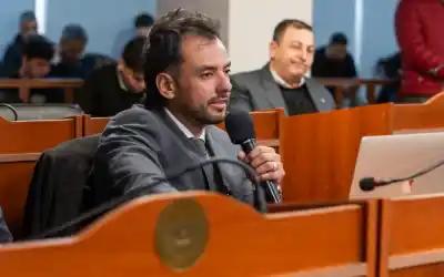 ¿Se acabó el negocio de los códigos de descuento? El proyecto que busca frenar el endeudamiento de los estatales