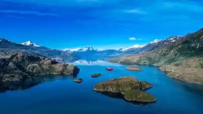Alerta en la Patagonia: detectan una ruta marítima que une Ushuaia con Chile para traficar cocaína