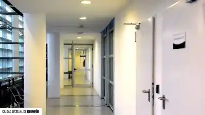 El fallo que obliga a un padre a pagar por sus cinco hijos sin presentar un solo recibo