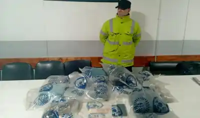 Oleada de robos en Ushuaia: allanamientos, secuestros y un detenido