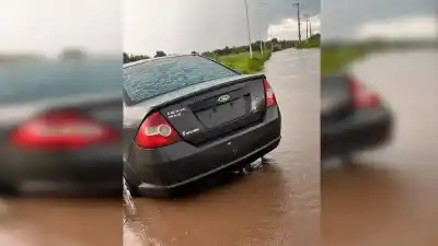 Viaje en Uber se convirtió en pesadilla: una mujer denuncia actitudes alarmantes del conductor en medio de la tormenta