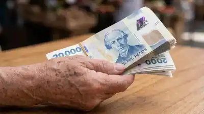 Jubilados: quiénes pueden pedir hasta $40.000.000 en préstamos y qué tasas pagan en agosto