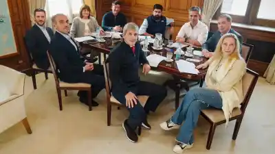 El Gobierno analiza una recomposición salarial para las Fuerzas Armadas y de Seguridad: ¿cuándo se define?
