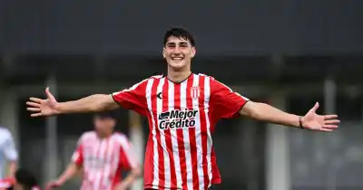 Un duelo de giants: la Reserva del Pincha busca arrebatarle el invicto al líder
