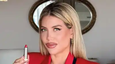 Wanda Nara en las Maldivas: el look de viaje y las cuatro carteras de lujo que eligió para el paraíso
