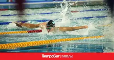 El nadador santacruceño que rompió un récord americano en México