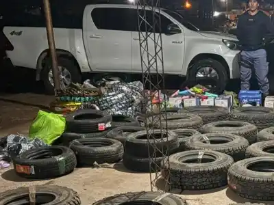 Secuestraron dos camionetas con mercadería ilegal y descubrieron que una era robada