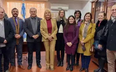 Acuerdo histórico: docentes catamarqueños harán doctorados en Tucumán