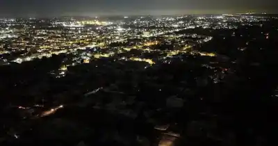 Apagón en La Plata: la noche se convierte en una trampa para los vecinos de Tolosa