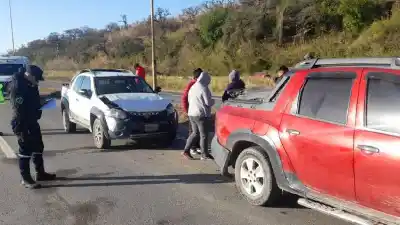 Caos en el acceso sur: dos siniestros viales paralizaron la zona y hay demoras