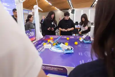 Robótica en San Luis: dos equipos de la Einstein brillaron en la semifinal provincial