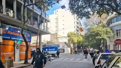 Femicidio en Santa Fe: la atacó en la farmacia donde trabajaba y quiso quitarse la vida