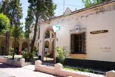 Sin móvil policial: la Comisaría 47 de El Volcán cumple casi tres meses de espera y el Concejo redobla el reclamo