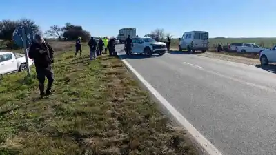 Frenada en la ruta 35: cuatro vehículos chocaron en cadena y un detalle sorprendió a la policía
