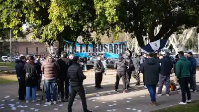 Gremios rosarinos coparon la ribera central: el reclamo que incomoda al Gobierno