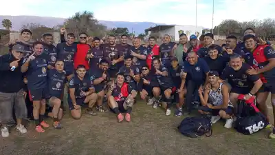 La Intermedia de Hurones logró un hito impensado: dos títulos invictos en una sola temporada