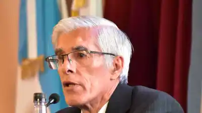 Semana de paro en la UNCA: el rector apunta contra el Gobierno por no cumplir la ley
