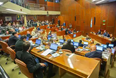Sesión clave en Diputados: el Gobierno busca blindar el acuerdo con Vicuña y el convenio con Vialidad