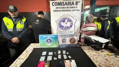 Secuestran casi 200 psicofármacos y demoran a dos personas en allanamientos por robo de una moto